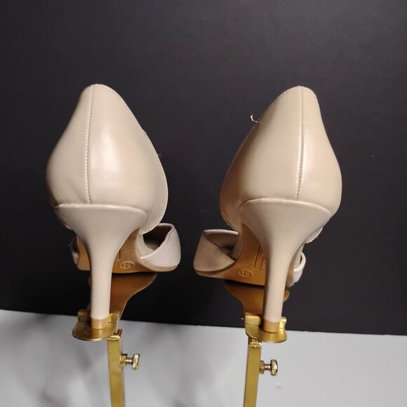 Fergalicious by Fergie Heels Size 8.5 Tan/Cream Cordelia Synthetic D'Orsay Style - Picture 9 of 12